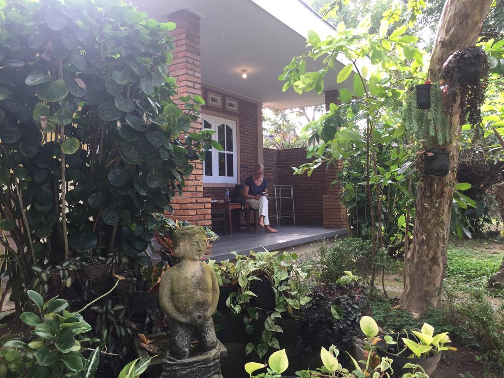 Efata Homestay Magelang Exterior photo